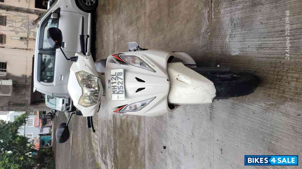 Black & White TVS Wego Black & White TVS Wego