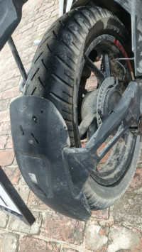 White Bajaj Pulsar 150 NS
