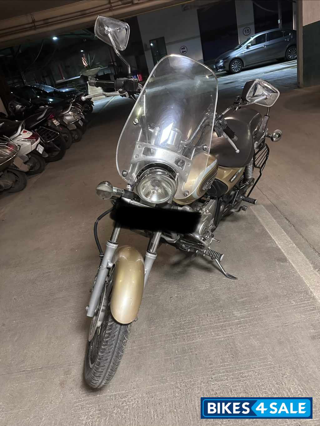 Bajaj Avenger Cruise 220 Bajaj Avenger Cruise 220