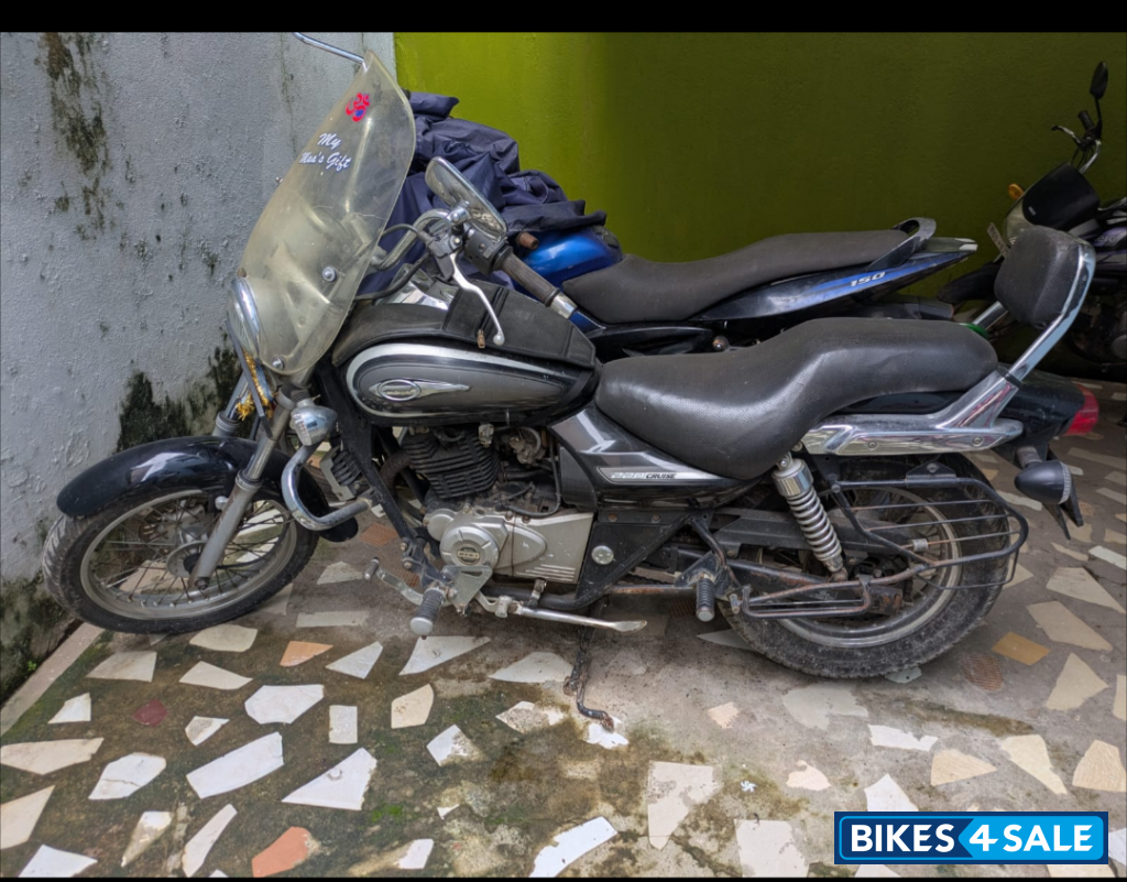 Bajaj Avenger Cruise 220