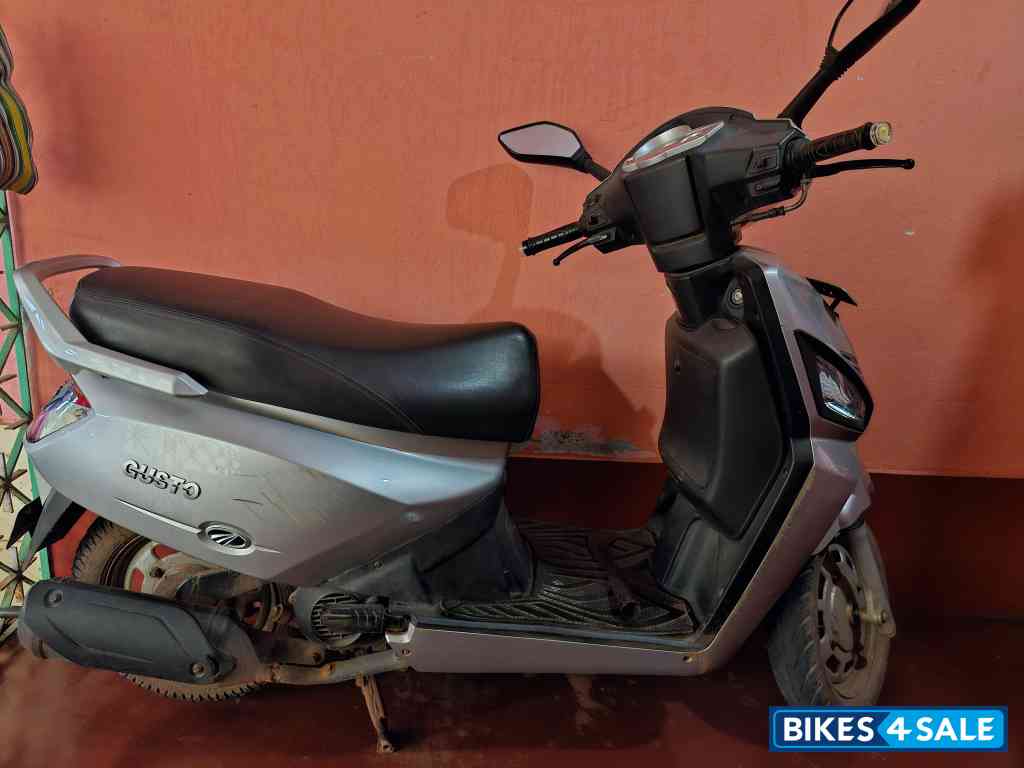Mahindra Gusto