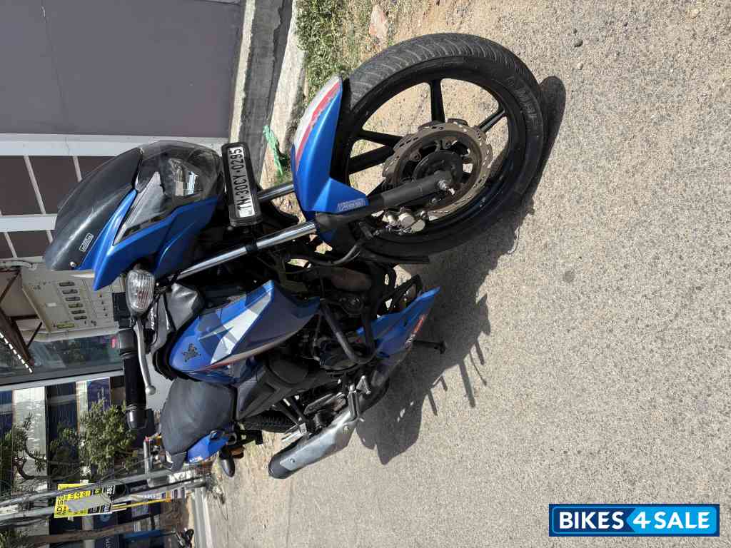 Blue TVS Apache RTR 160 2020