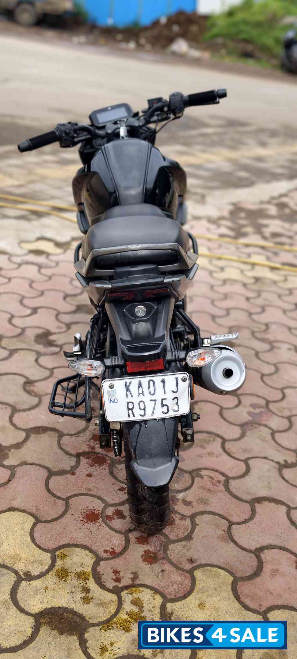 TVS Raider Split Seat