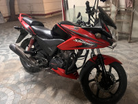 Red Black Honda CBF Stunner