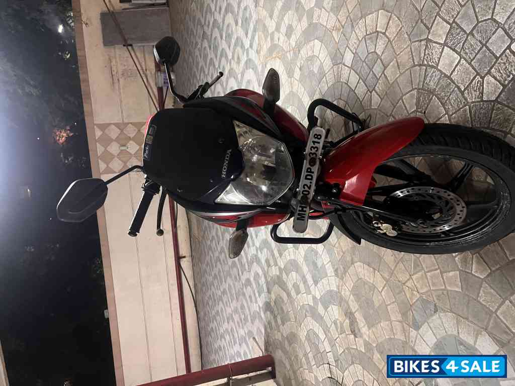 Red Black Honda CBF Stunner Red Black Honda CBF Stunner