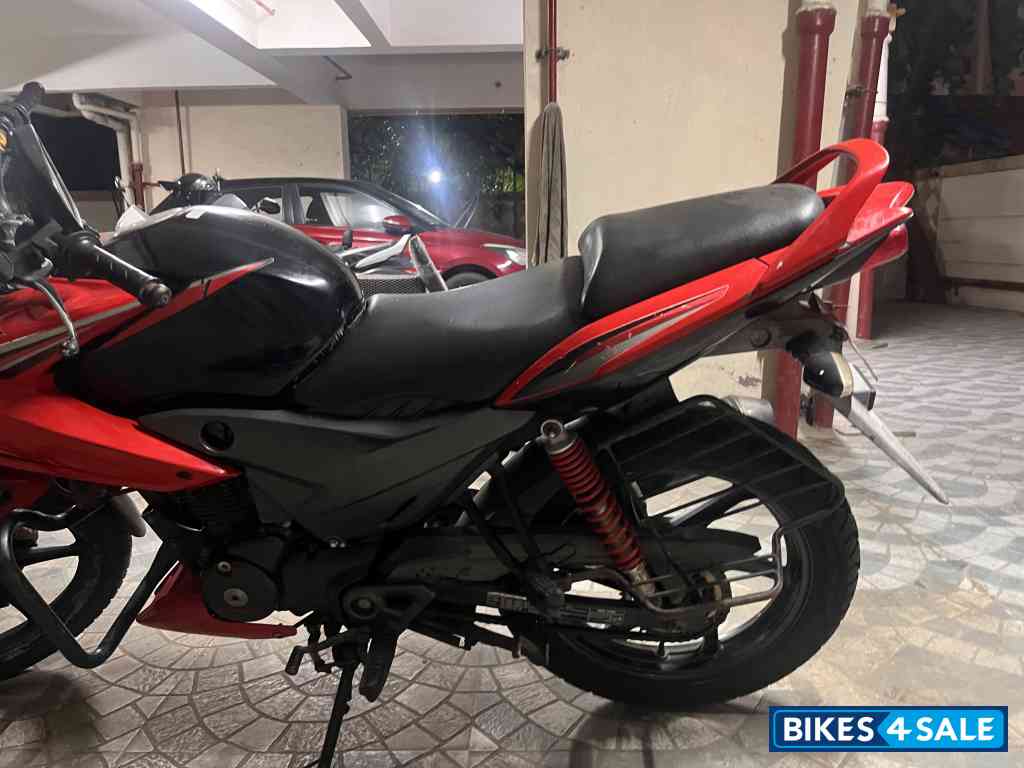 Red Black Honda CBF Stunner Red Black Honda CBF Stunner