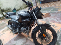 Black Hero Xtreme 160R 2024 Edition