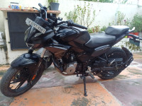 Black Hero Xtreme 160R 2024 Edition