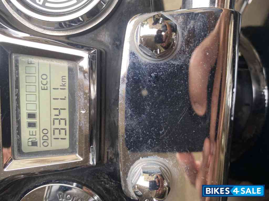 Black Royal Enfield Bullet 350