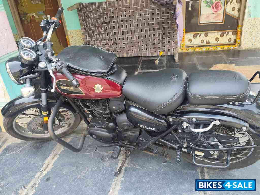 Red Benelli Imperiale 400 Red Benelli Imperiale 400