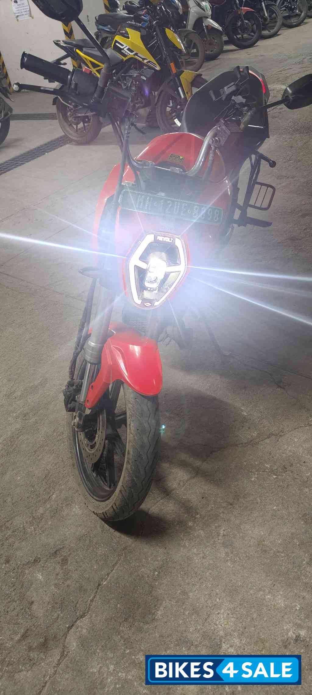 Rebel Red Revolt RV 400