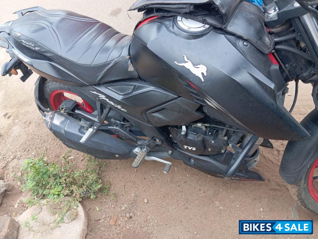 TVS Apache RTR 160 4V TVS Apache RTR 160 4V