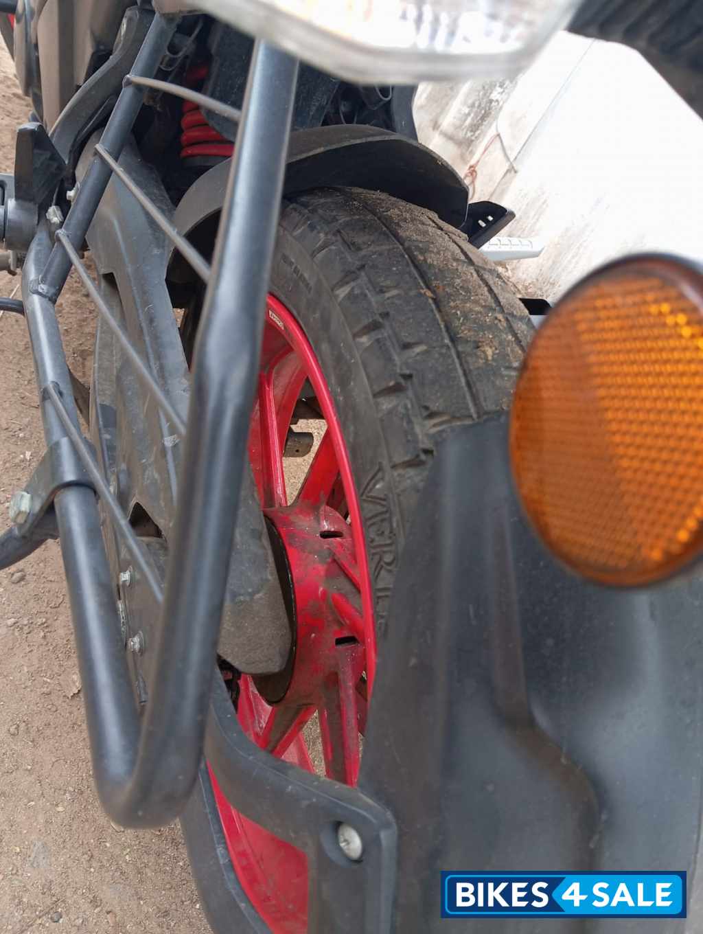 TVS Apache RTR 160 4V TVS Apache RTR 160 4V