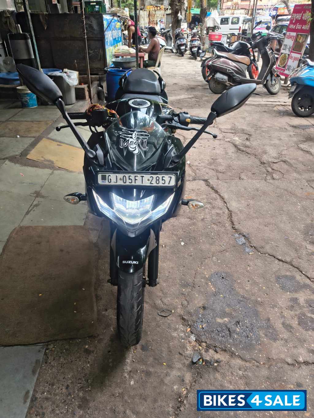 Suzuki Gixxer SF BS6 Suzuki Gixxer SF BS6