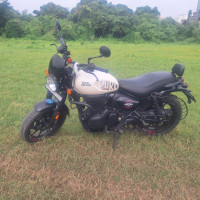 Royal Enfield Hunter 350 Metro