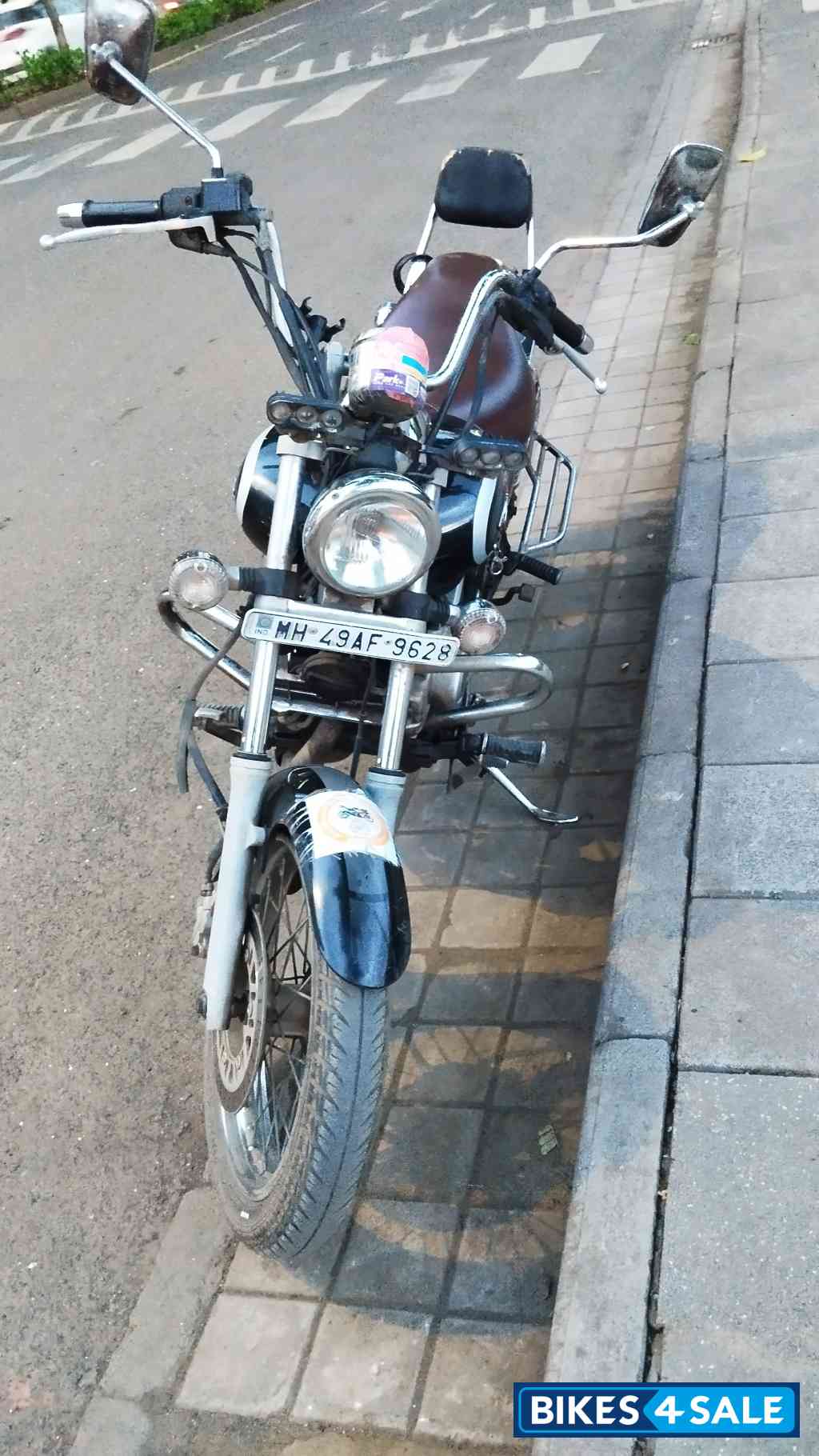 Bajaj Avenger Cruise 220