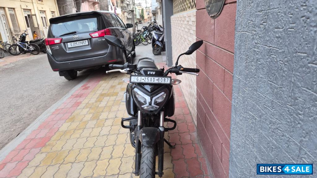 TVS Raider 125