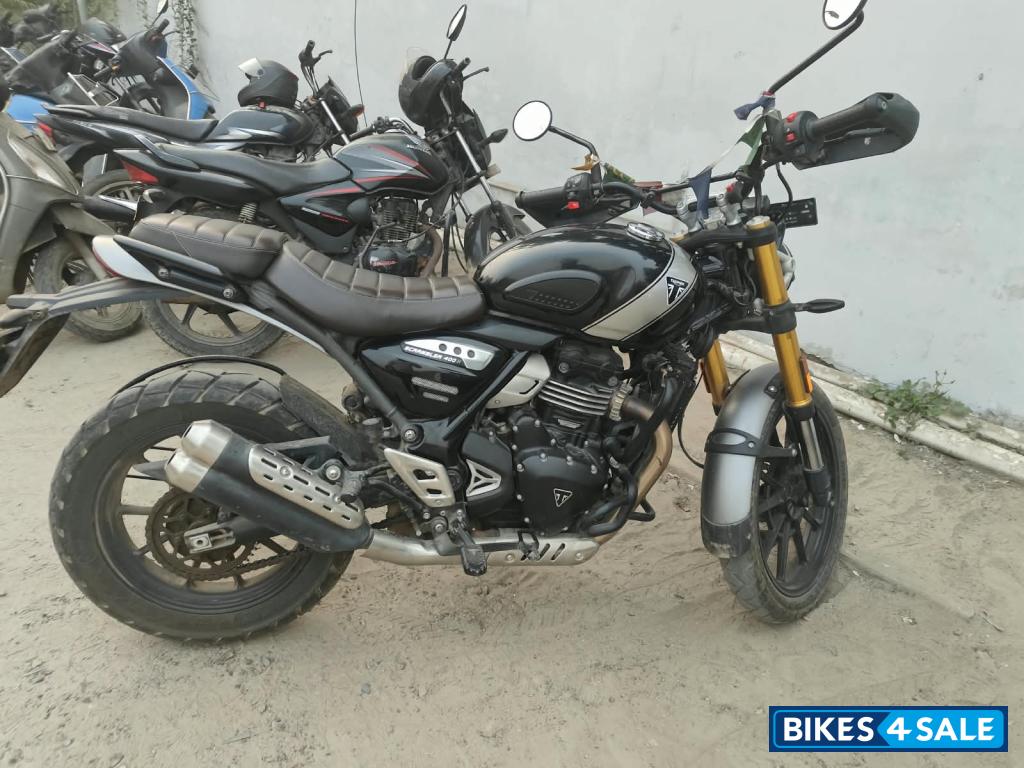 Triumph Scrambler 400 X