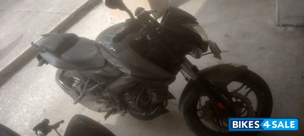 Bajaj Pulsar 200 NS