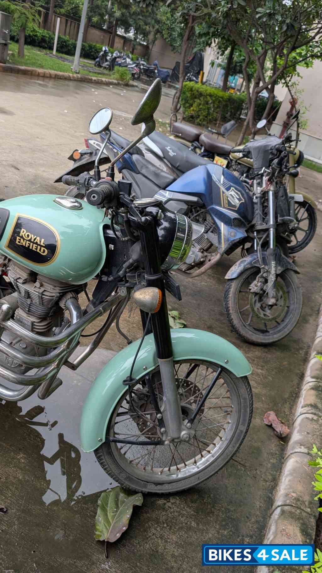 Royal Enfield Classic 350 Royal Enfield Classic 350