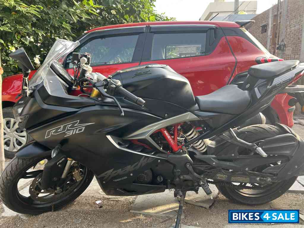 TVS Apache RR 310 TVS Apache RR 310