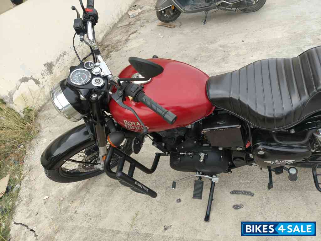 Royal Enfield Bullet 350 ES