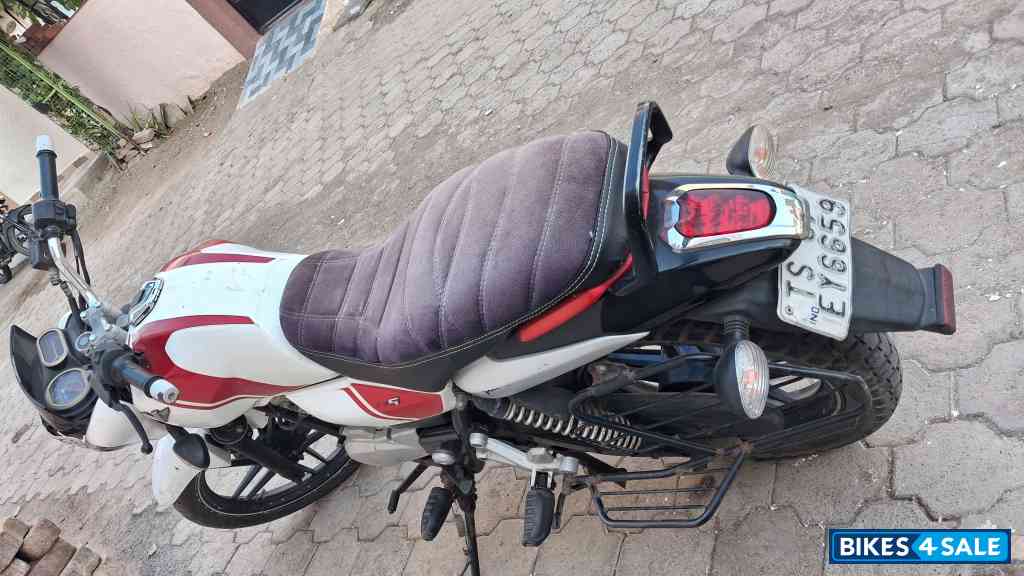 Bajaj V15 Bajaj V15