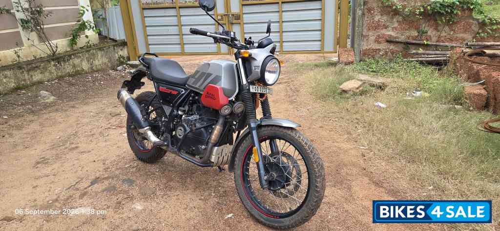Royal Enfield Scram 411