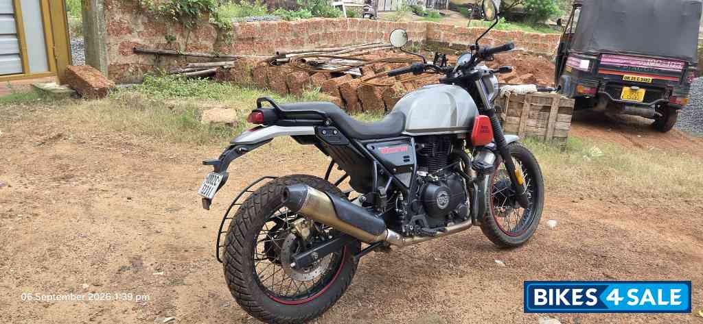 Royal Enfield Scram 411 Royal Enfield Scram 411