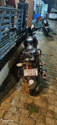 Black And Red Bajaj Pulsar 125 Carbon Fibre Disc Split Seat