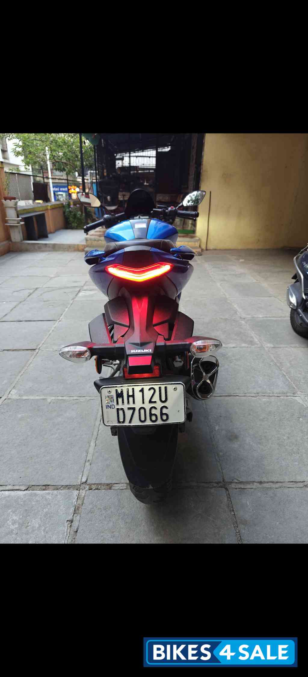 Suzuki Gixxer SF BS6 Suzuki Gixxer SF BS6