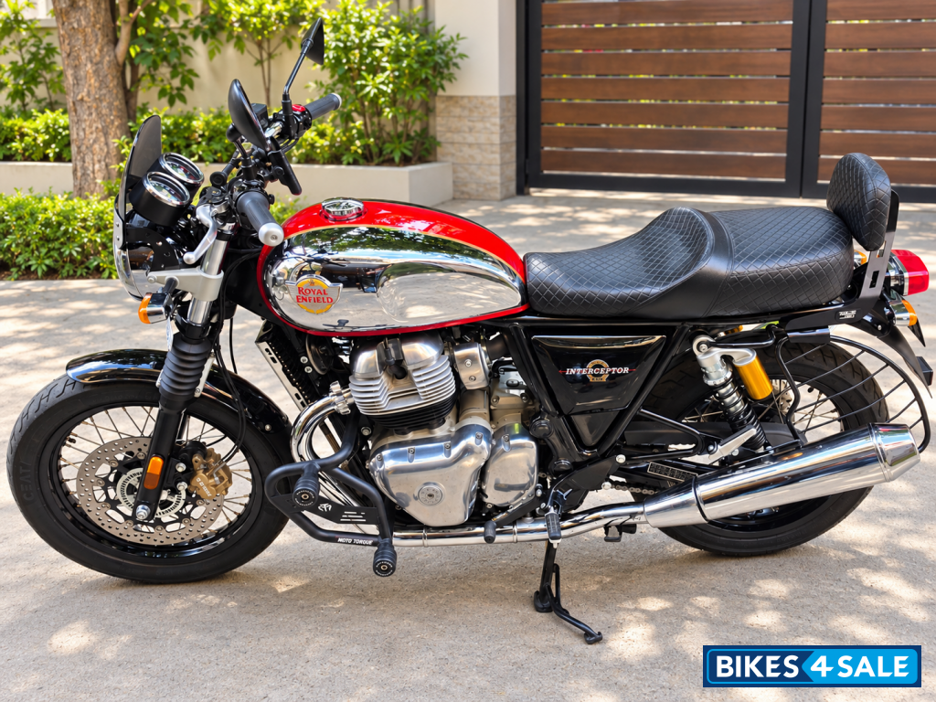 Chrome Royal Enfield Interceptor 650 Twin Chrome Royal Enfield Interceptor 650 Twin