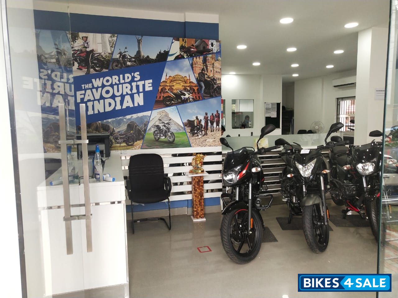 Raunaq Bajaj - Bariatu Branch