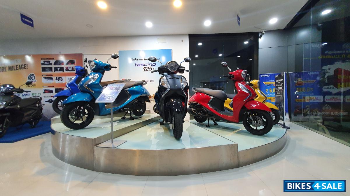 Krishna Motors, Virudhunagar No 1031, Sivakasi Virudunagar Road