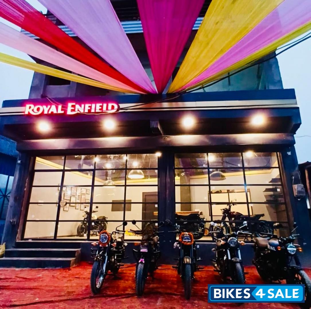 Royal Enfield Showroom Bhopura