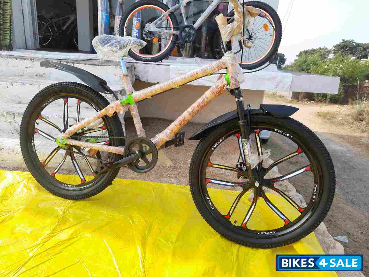 Raina Cycle And Sports