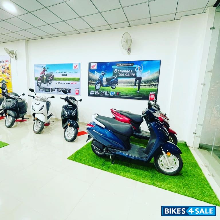 Republic Honda Showroom and Service Center