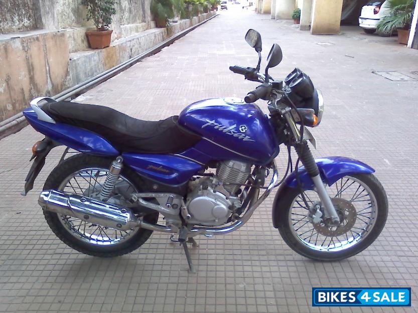 Blue Bajaj Pulsar 150 Round Headlight Blue Bajaj Pulsar 150 Round Headlight