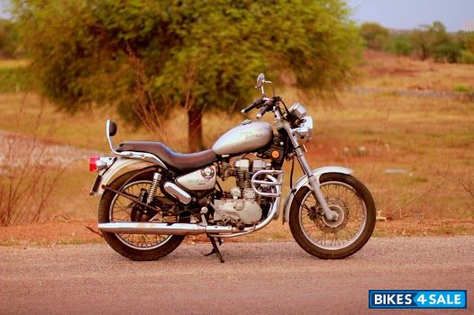 Royal Enfield Thunderbird TwinSpark 350 Royal Enfield Thunderbird TwinSpark 350