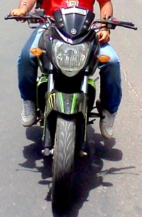 Green N Black Yamaha FZ-S