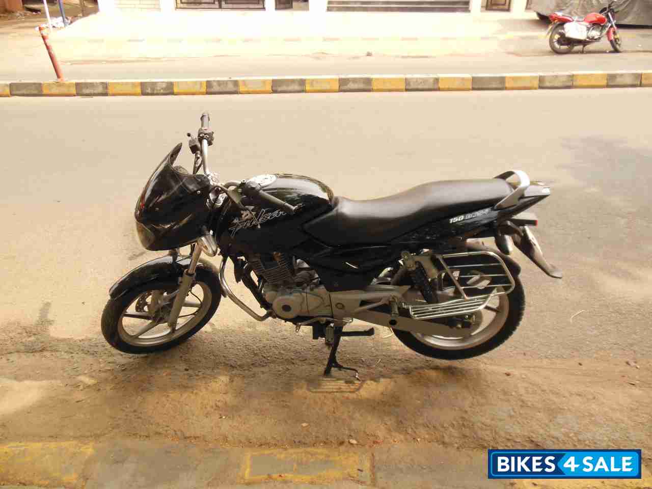 Blk Bajaj Pulsar 150 DTSi