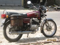 Red Yamaha RX 135