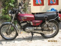 Red Yamaha RX 135