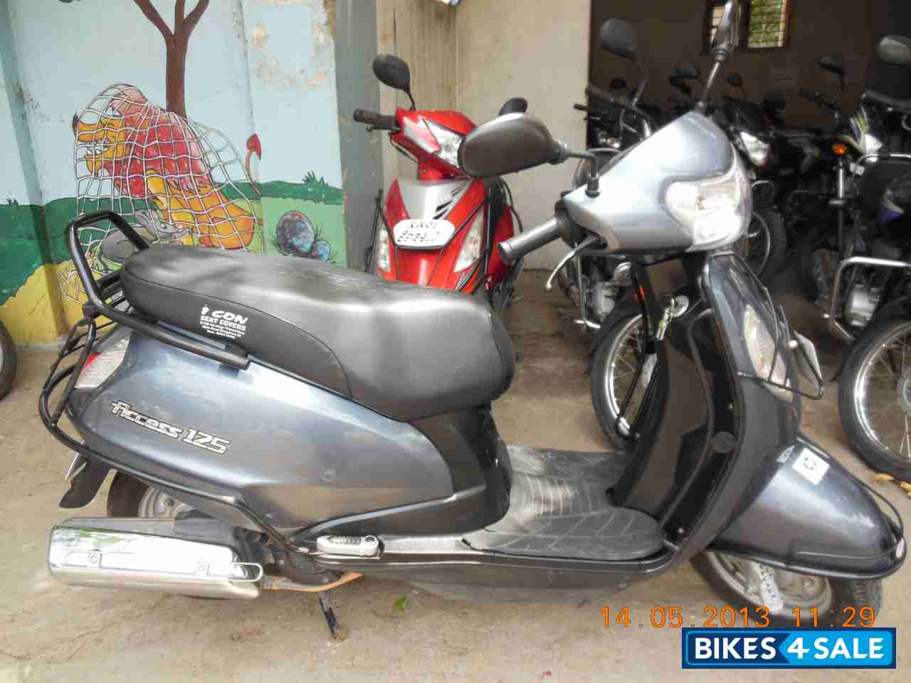 Gray Suzuki Access 125