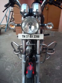 Black Royal Enfield Thunderbird TwinSpark 350