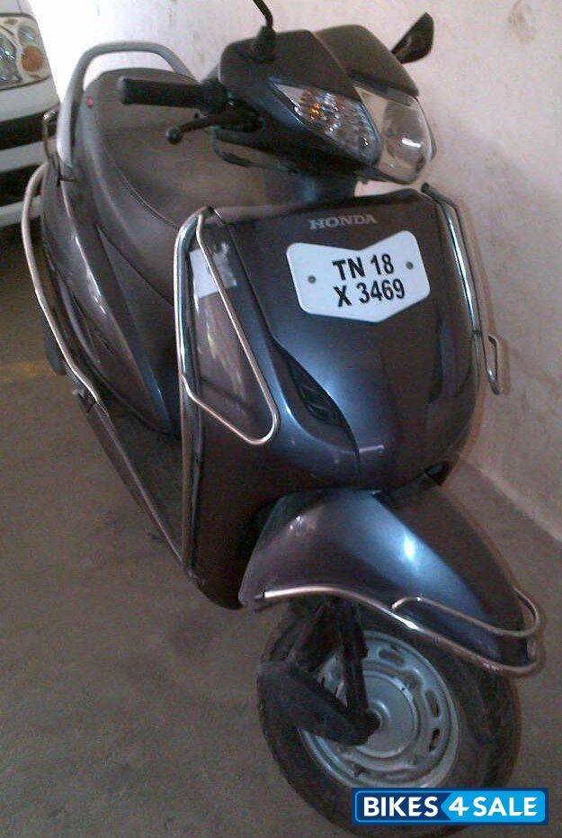 Metallic Gray Honda Activa