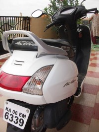 White Honda Activa