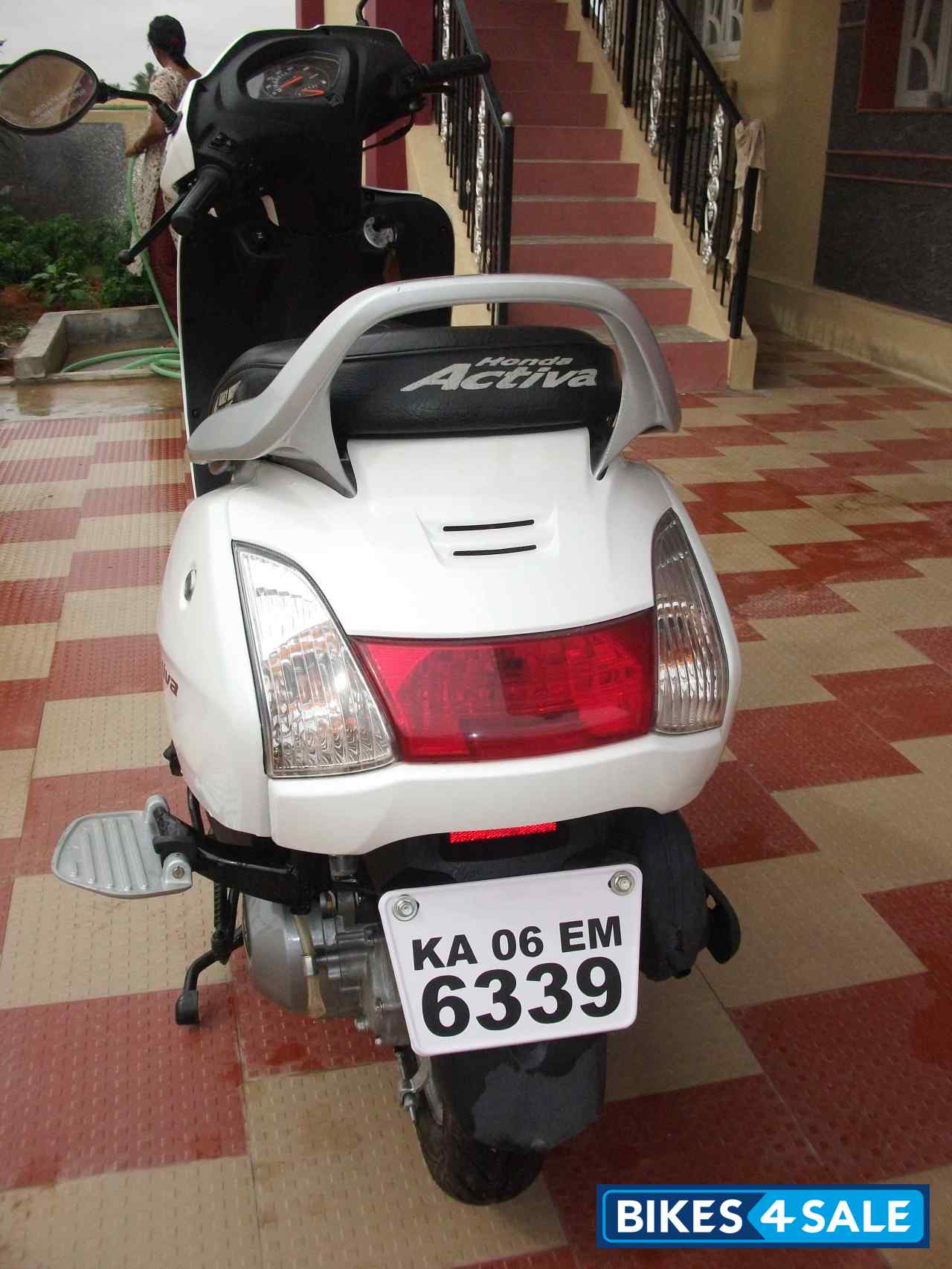 White Honda Activa