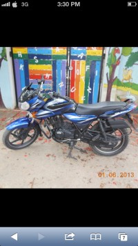 Black Bajaj Discover DTSi 135