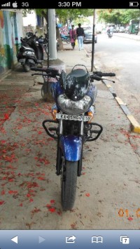 Black Bajaj Discover DTSi 135